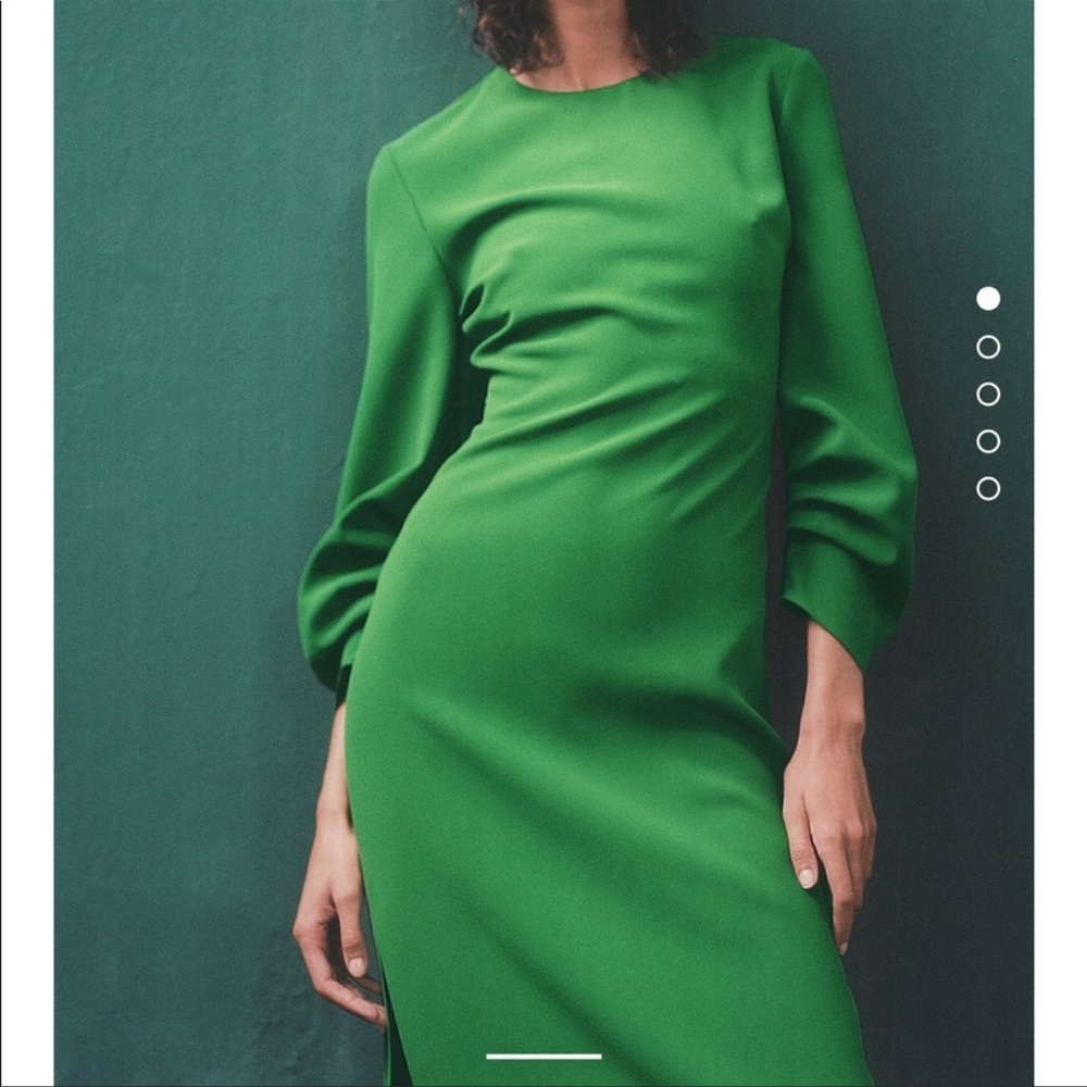 Bloggers Favorite Zara ruched midi Green dress size Medium New